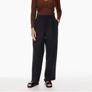 Aritzia Babaton Pleated Pant